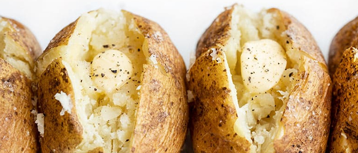 Baked Potato With Garlic Butter 